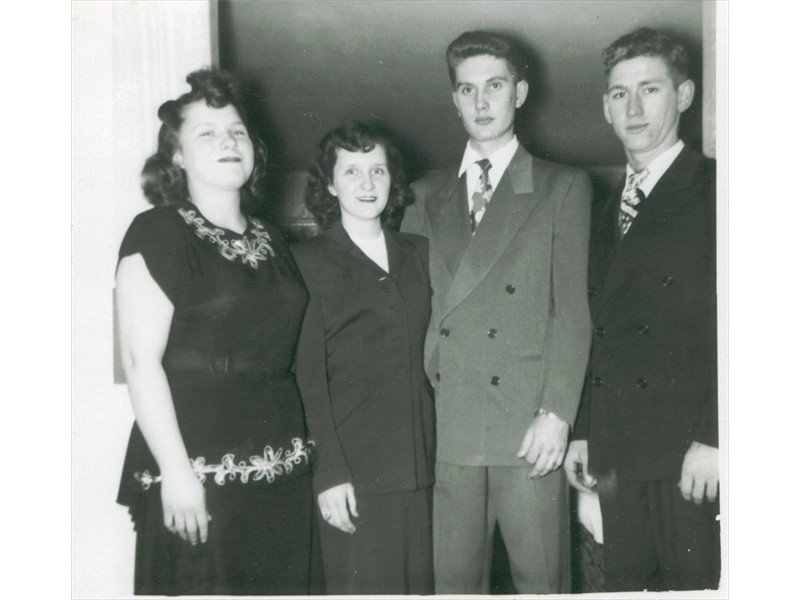 Lillian & Howie Shute